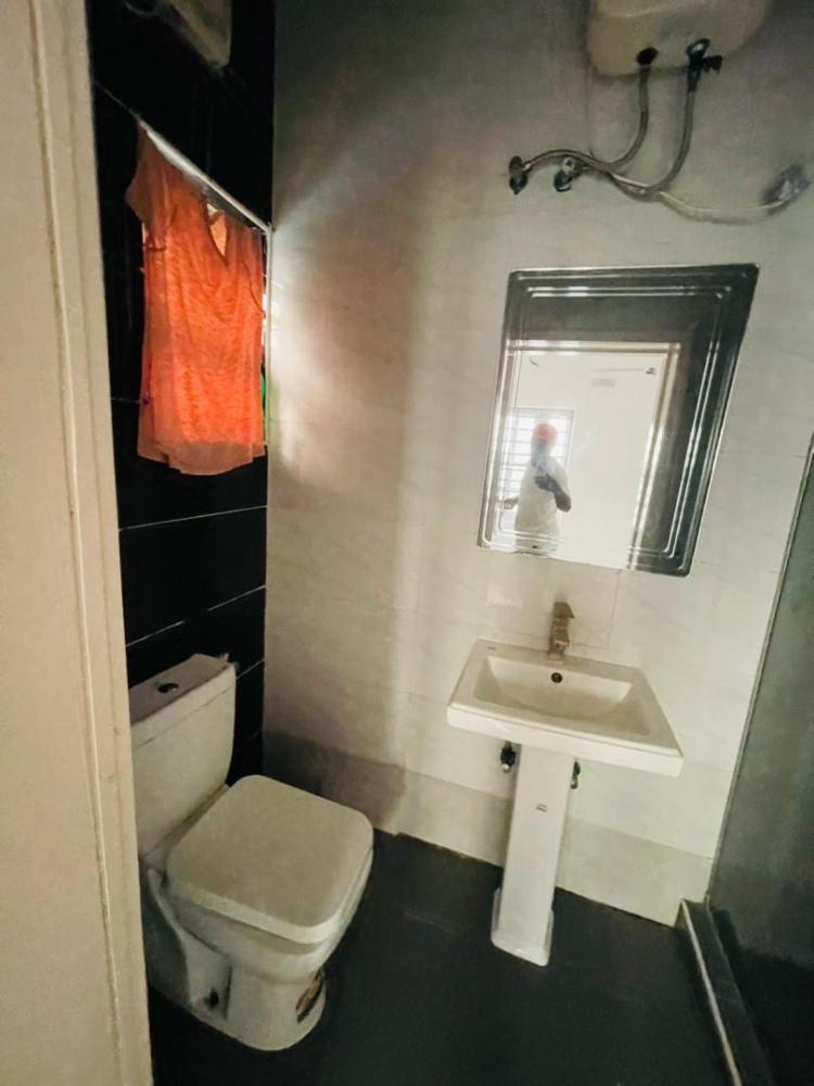 Shared Apartment available At Lekki County, Ikota.