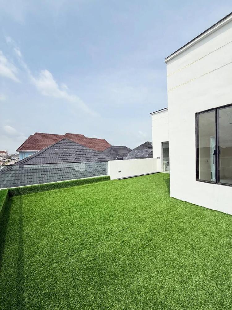 5 Bedroom Fully Detached Duplex Available at Ologolo, Lekki