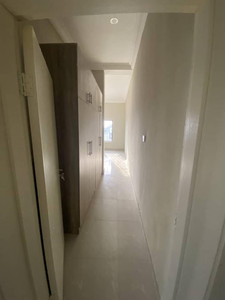 3 Bedroom Flat Available at Lekki County Estate, Ikota, Lekki.