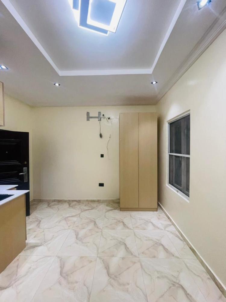 Selfcon Available for Rent at Chevron Drive.