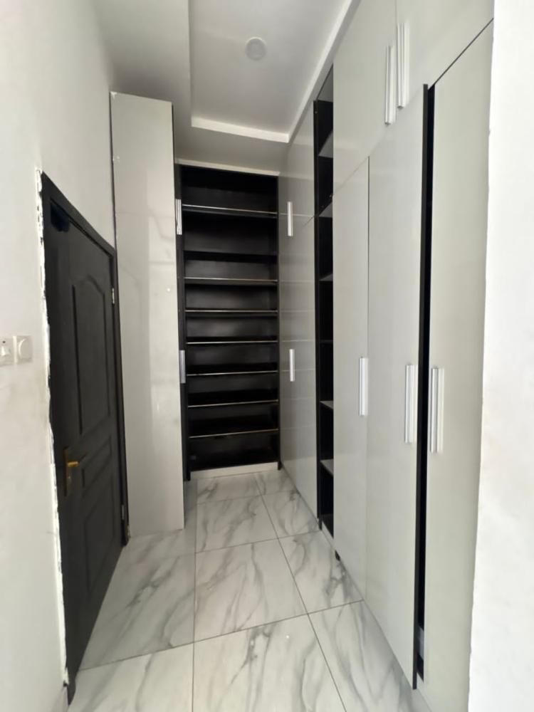 Very Spacious Masters Bedroom Available for Rent at Ikota, Lekki.