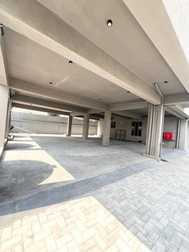 LUXURY 2BEDROOM SERVICED APARTMENT WITH BQ FOR SALE