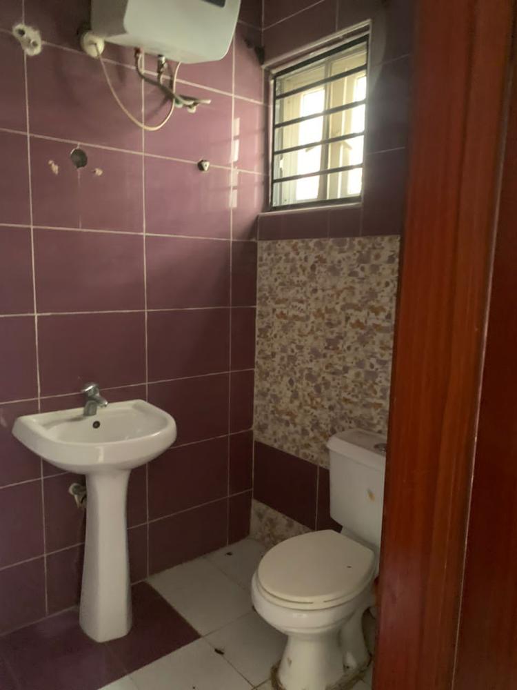 5 Bedroom Fully Detached Duplex with BQ, Gateman room inside a Decent Secured Estate for RENT at Lekky County, Lekki.