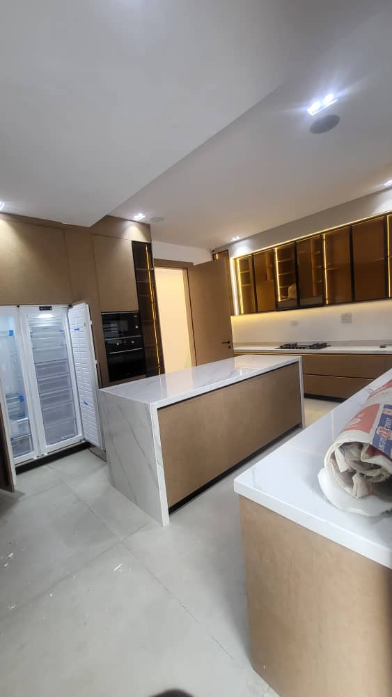 5 Bedroom Fully Detached Duplex For SALE at Lekki Phase 1, Lekki.