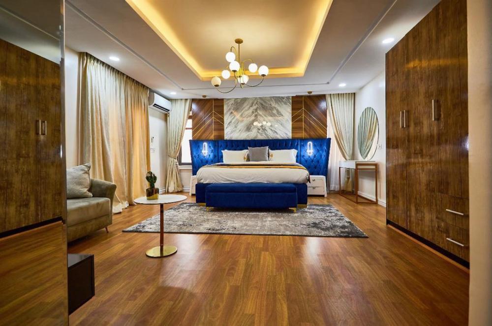 3 Bedroom Available for Booking at Vantage Court, Victoria Island.