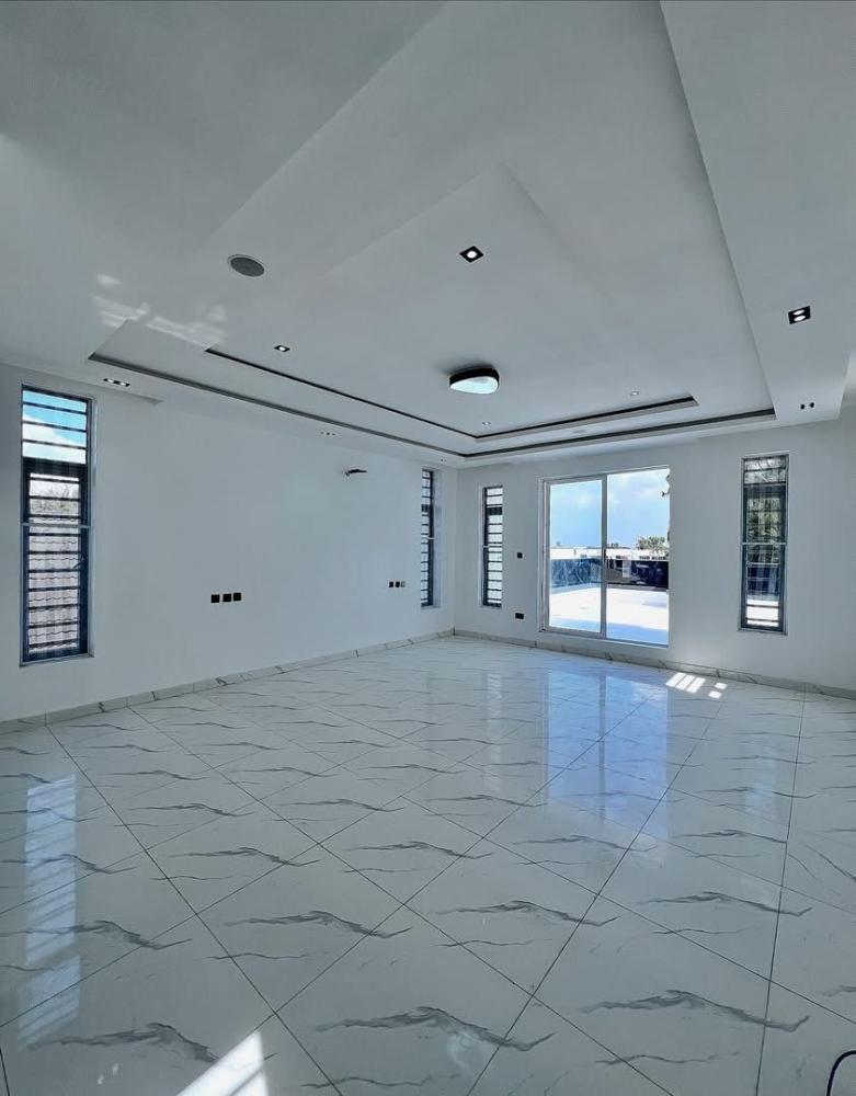 LEKKY COUNTY, LEKKI | N450M ASKING  5 BEDROOM FULLY DETACHED