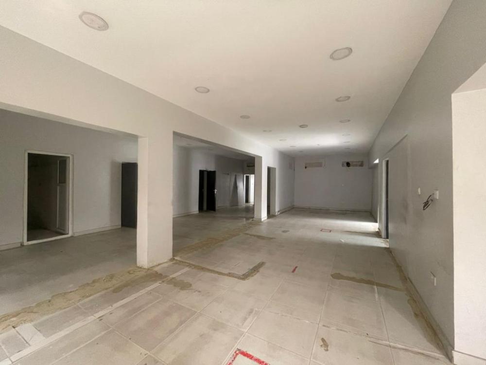 Spacious Cornerpiece Bungalow available for RENT for Commercial use only located Off Admiralty Way, Lekki Phase 1.