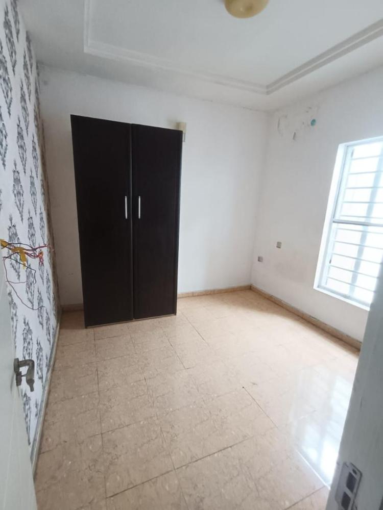 Shared Apartment (Roomself available and Shared Kitchen) Available for RENT at Orchid, Lekki.