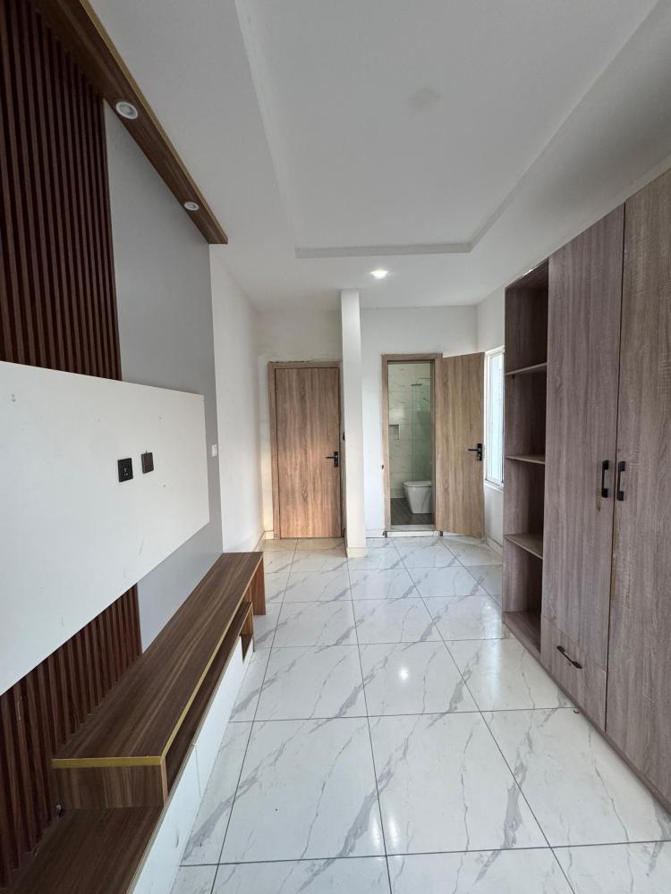 2 Bedroom Apartment up for RENT at Ikate, Lekki.