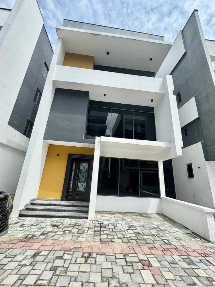 This luxury development  comprises of 5bedroom luxury detached duplexes with BQ*