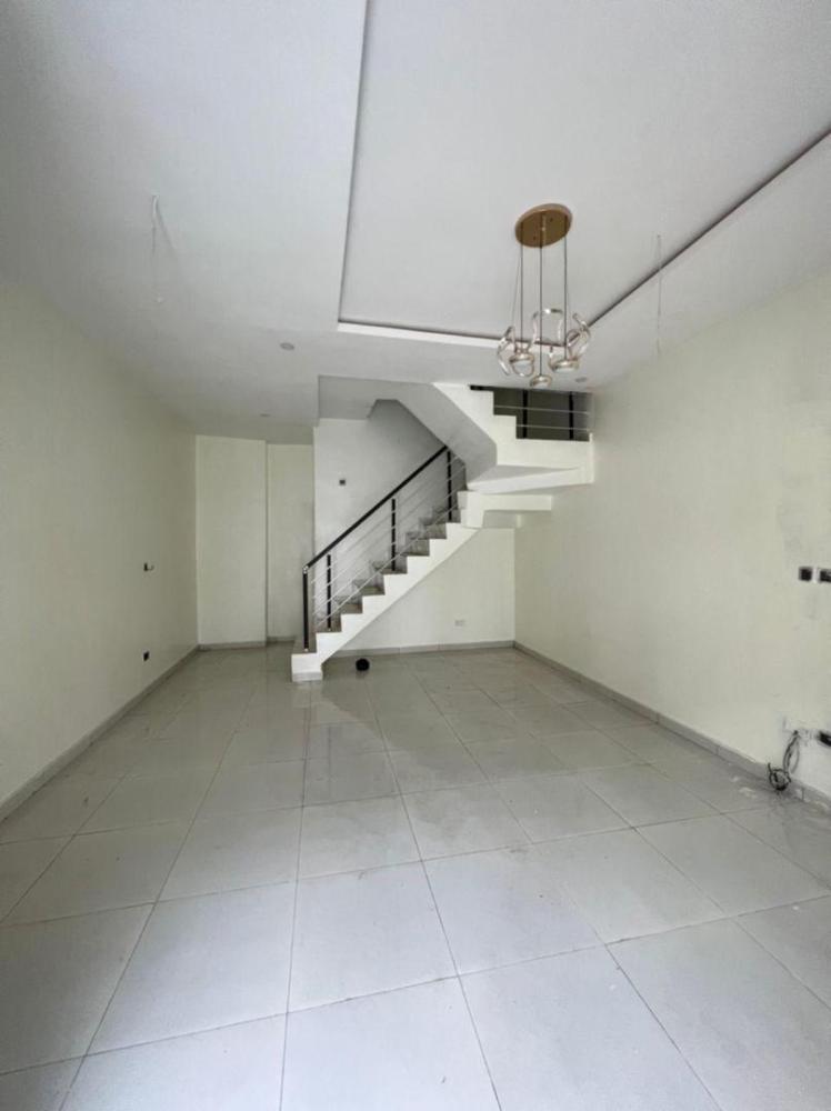 *🏡 2 Bedroom Terrace Duplex is Currently Available for Lease, located in Ikota GRA, Lekki Lagos.*