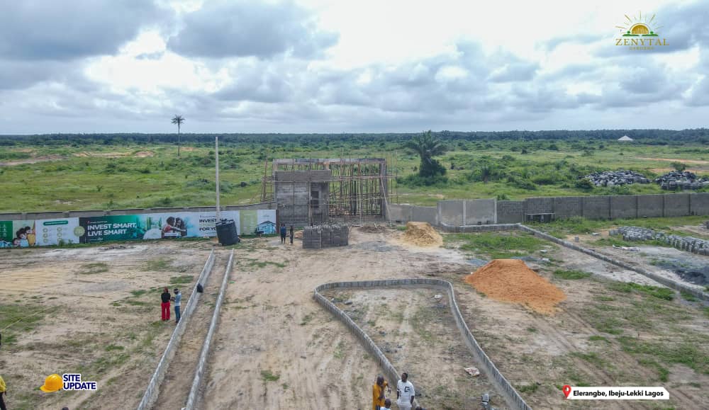 Plots of Land Available for SALE (Only 5 Plots Left) At Elerangbe, Ibeju - Lekki, Lekki - Epe Expressway.