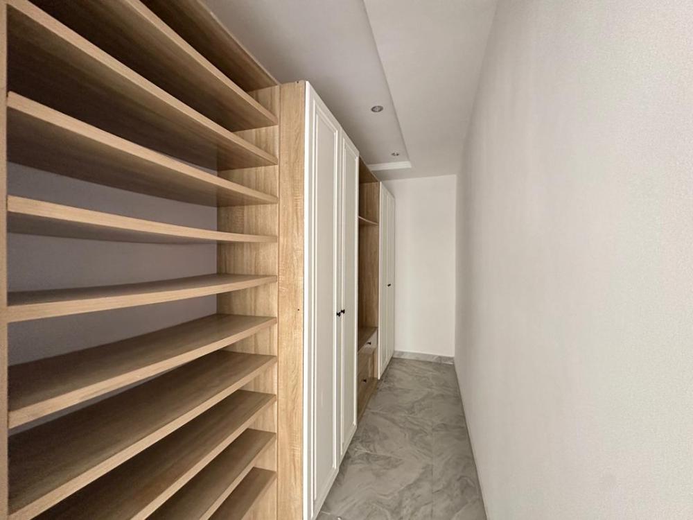 EXQUISITELY NEWLY BUILT 4 BEDROOM TERRACE