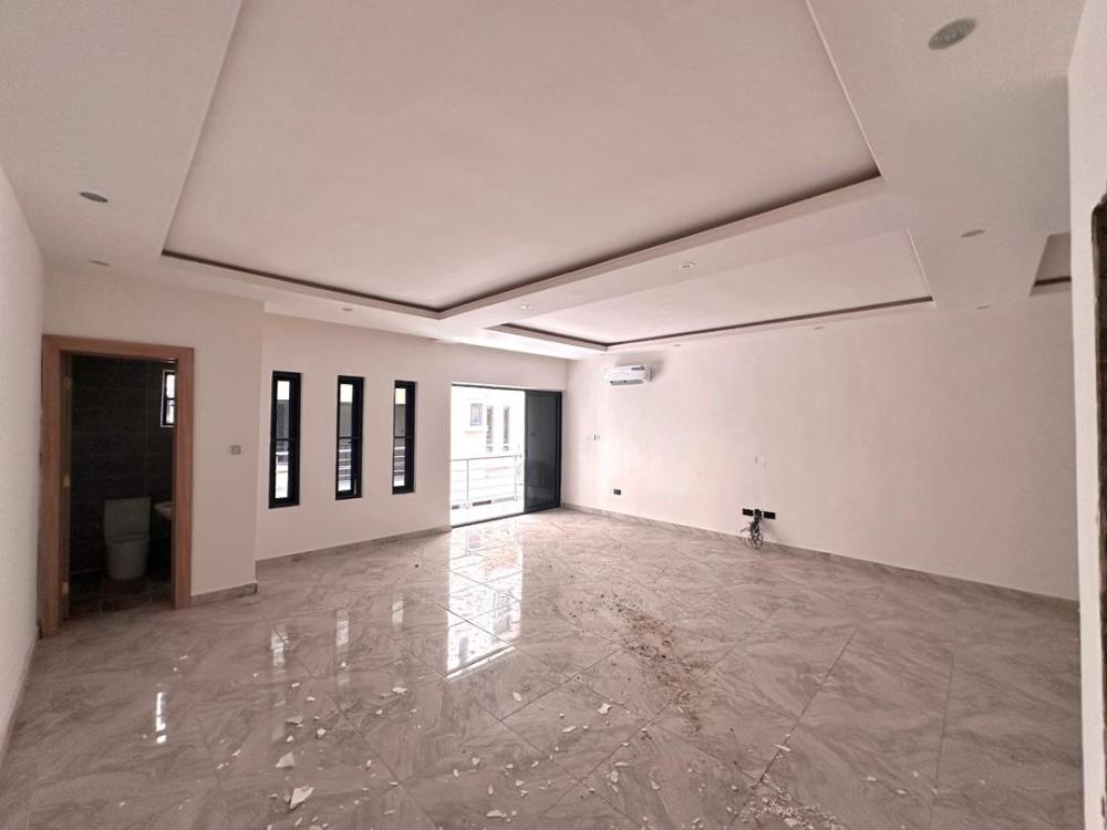 EXQUISITELY NEWLY BUILT 4 BEDROOM TERRACE