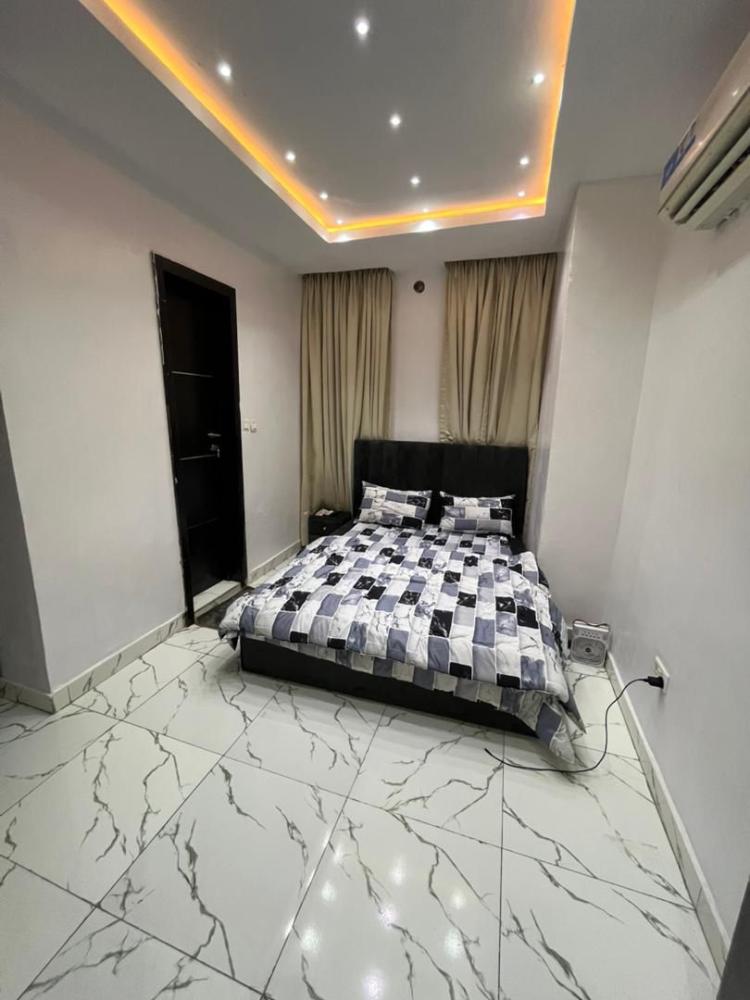 2bedroom apartment for rent Location 📍Ologolo