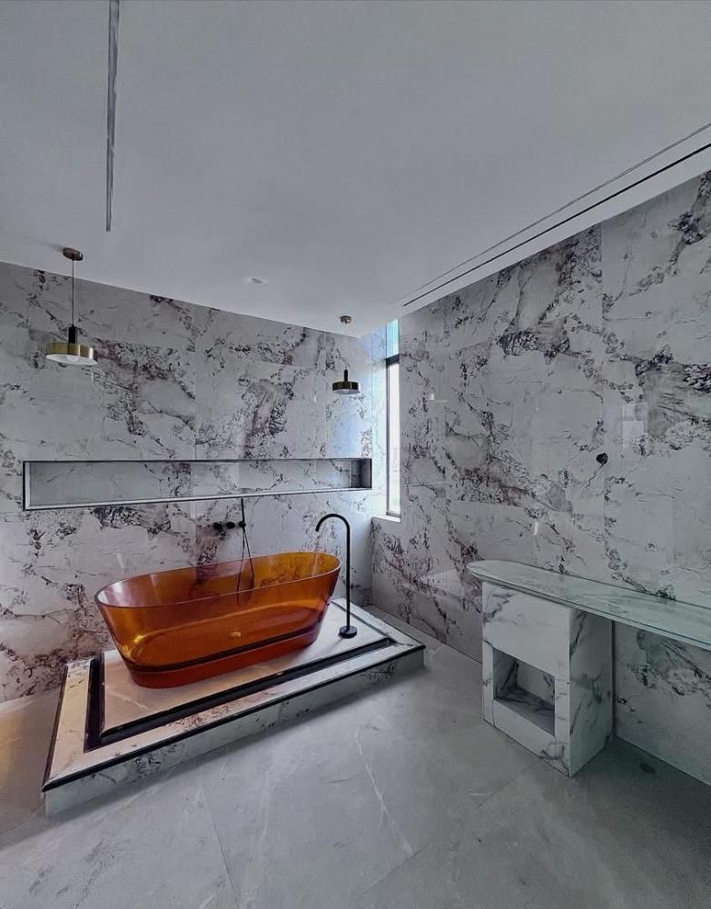 5 Bedroom Fully Detached Home With Swimming Pool, Cinema, Rooftop Terrace For SALE Located at Lekki Phase 1.