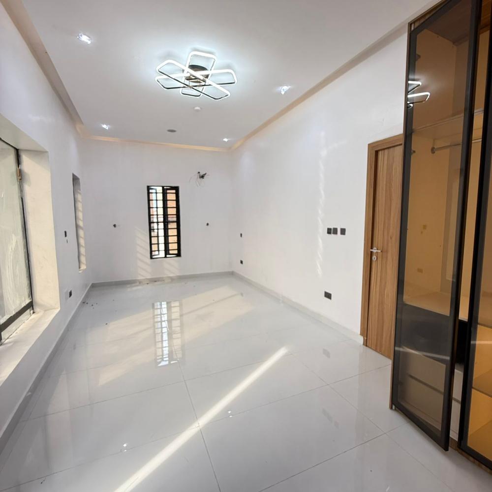 4 Bedroom Fully Detached Duplex With a Box Room and Swimming Pool Available For SALE At Crown Estate, Sangotedo, Ajah, Lekki, Lagos State.