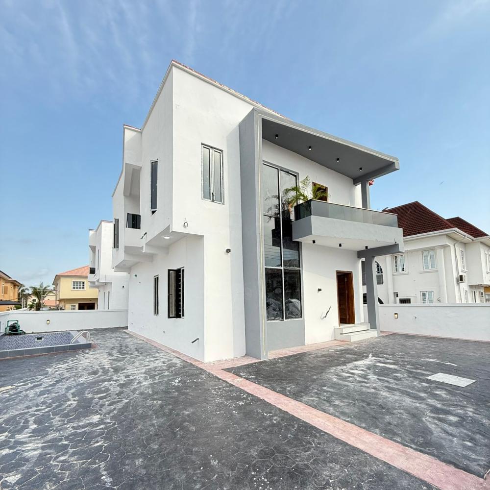 4 Bedroom Fully Detached Duplex With a Box Room and Swimming Pool Available For SALE At Crown Estate, Sangotedo, Ajah, Lekki, Lagos State.