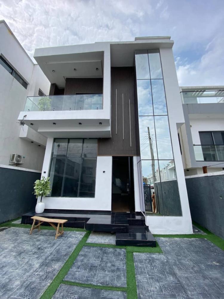 Tastefully Built 5 Bedroom Fully Detached Duplex with a Boys Quarter and Swimming Pool is Available For Sale at Ajah, Ajah Lagos.*