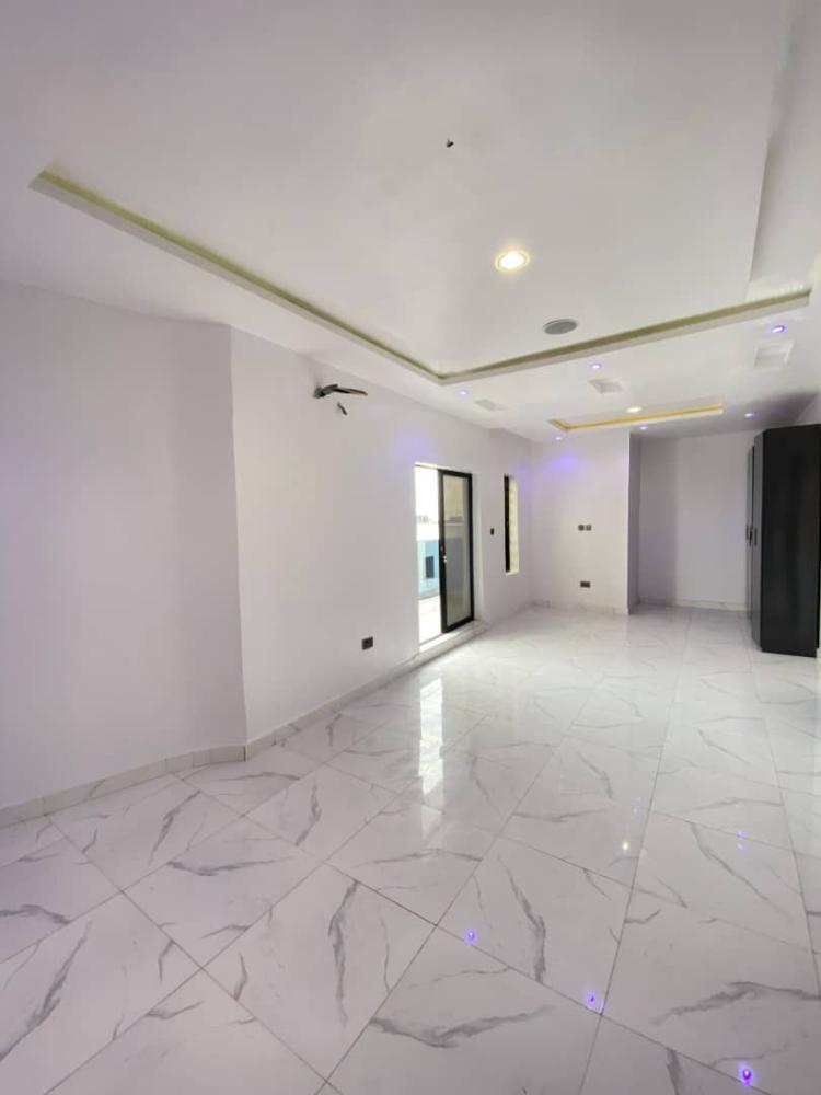 Beautifully Built 5 Bedroom Fully Detached Duplex Available For Sale at Ajah, Ajah Lagos.*