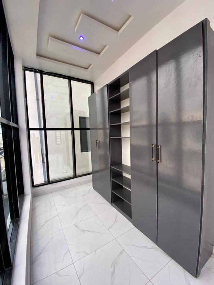 Beautifully Built 5 Bedroom Fully Detached Duplex Available For Sale at Ajah, Ajah Lagos.*