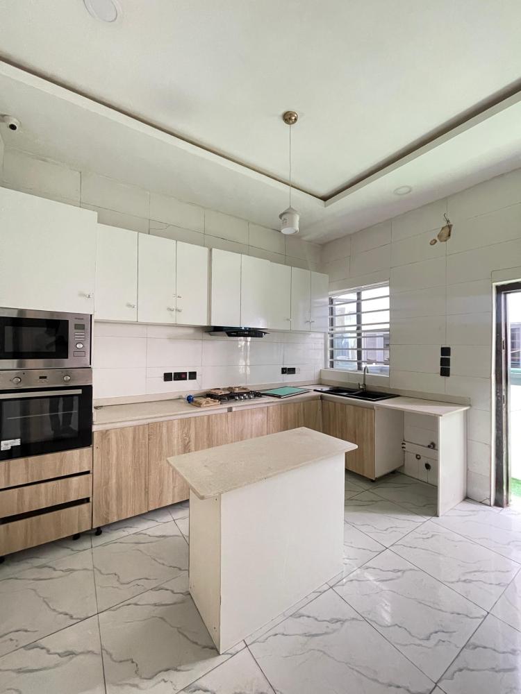 4 BEDROOM TERRACE FOR RENT