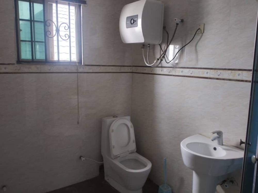 5 Bedroom Semi Detached Duplex for RENT Located at Off Chevron Drive, Lekki.