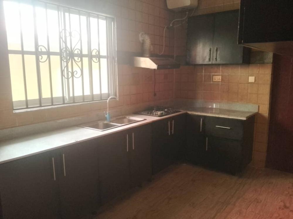 5 Bedroom Semi Detached Duplex for RENT Located at Off Chevron Drive, Lekki.