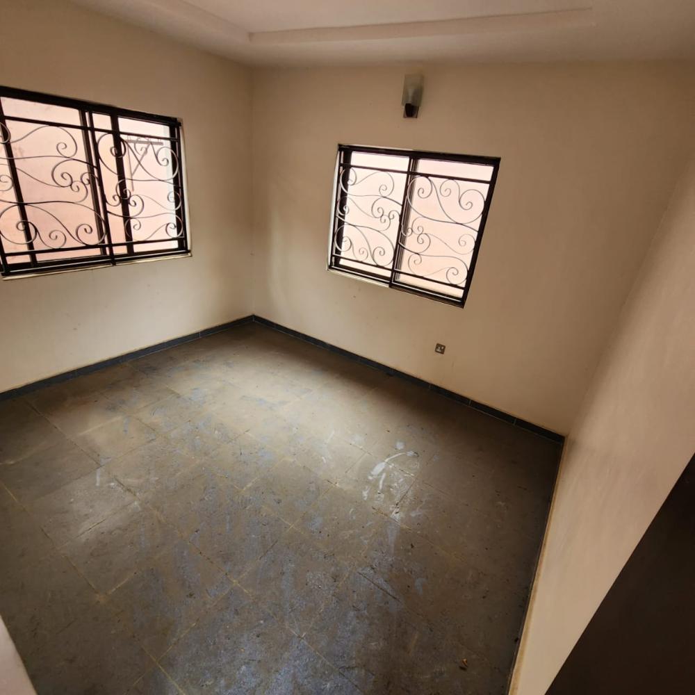 Newly Renovated Selfcon Apartment With Separate Kitchen For RENT Located at Lekki County.
