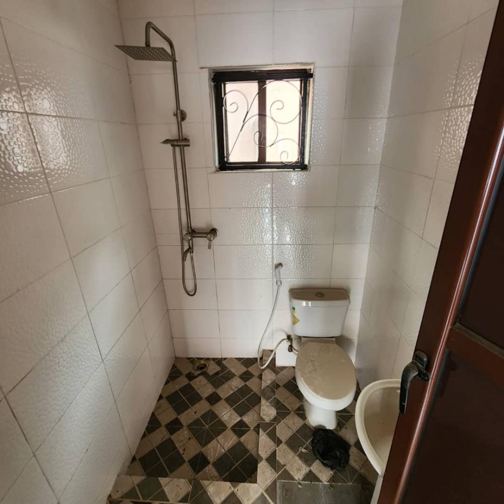 Newly Renovated Selfcon Apartment With Separate Kitchen For RENT Located at Lekki County.