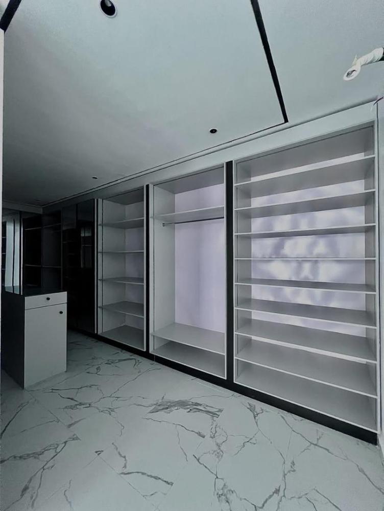 5 Bedroom Fully Detached Home With Swimming Pool, Cinema, Gazebo, Roof Top Terrace, and BQ Located at Lekki Phase 1.