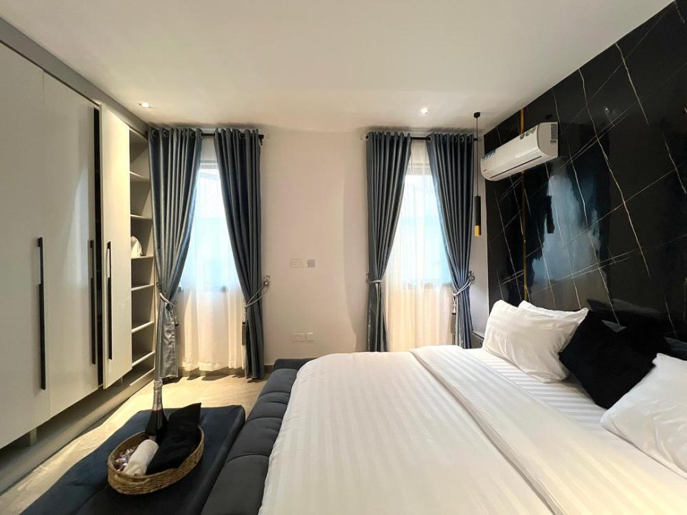 A brand new Luxury 1 bedroom with 2 Balconies, Swimming pool, Snooker Board, Gym, Game Cards &amp; Board Game*