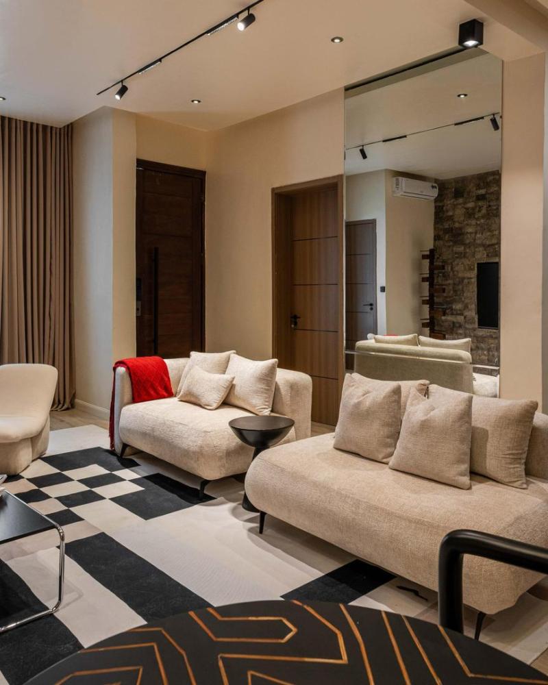 brand new Luxury 2Bedroom Apartment with PS5, Swimming pool, Air Hockey, 24/7 Security &amp; Gym