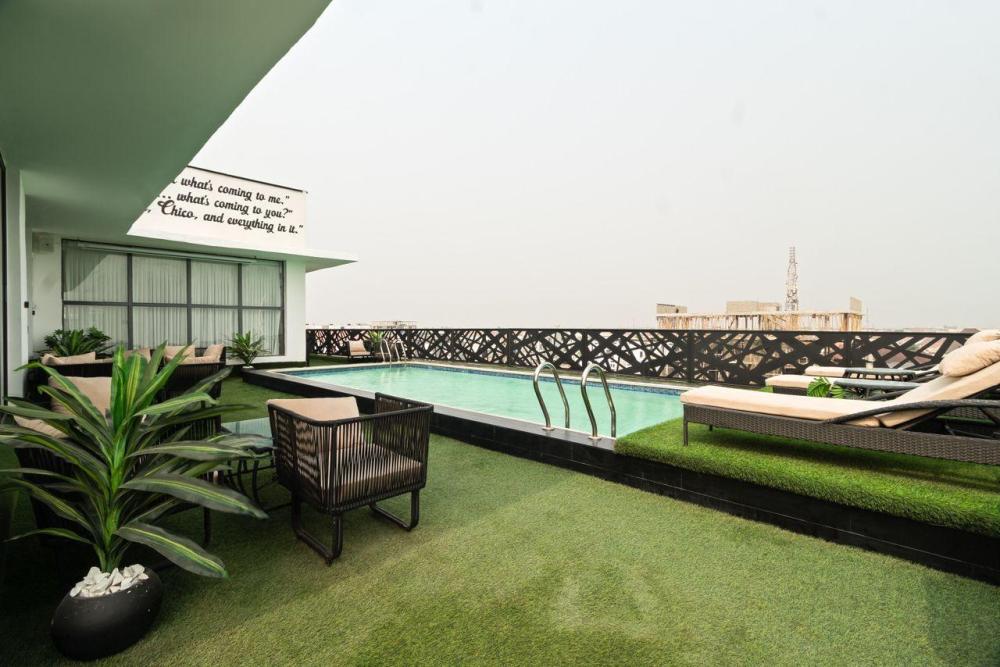 Luxurious 3bedroom penthouse villa with city view! Everything private! No parties allowed