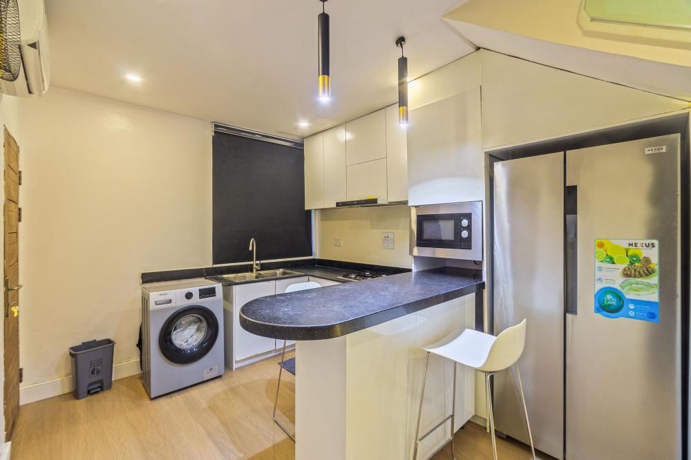 Luxurious 2 bedroom maisonette/ smart home with ps5