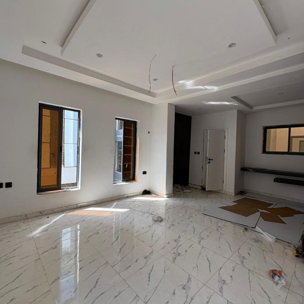 4 Bedroom Fully Detached Duplex with BQ for SALE Located at Lekki phase 1.