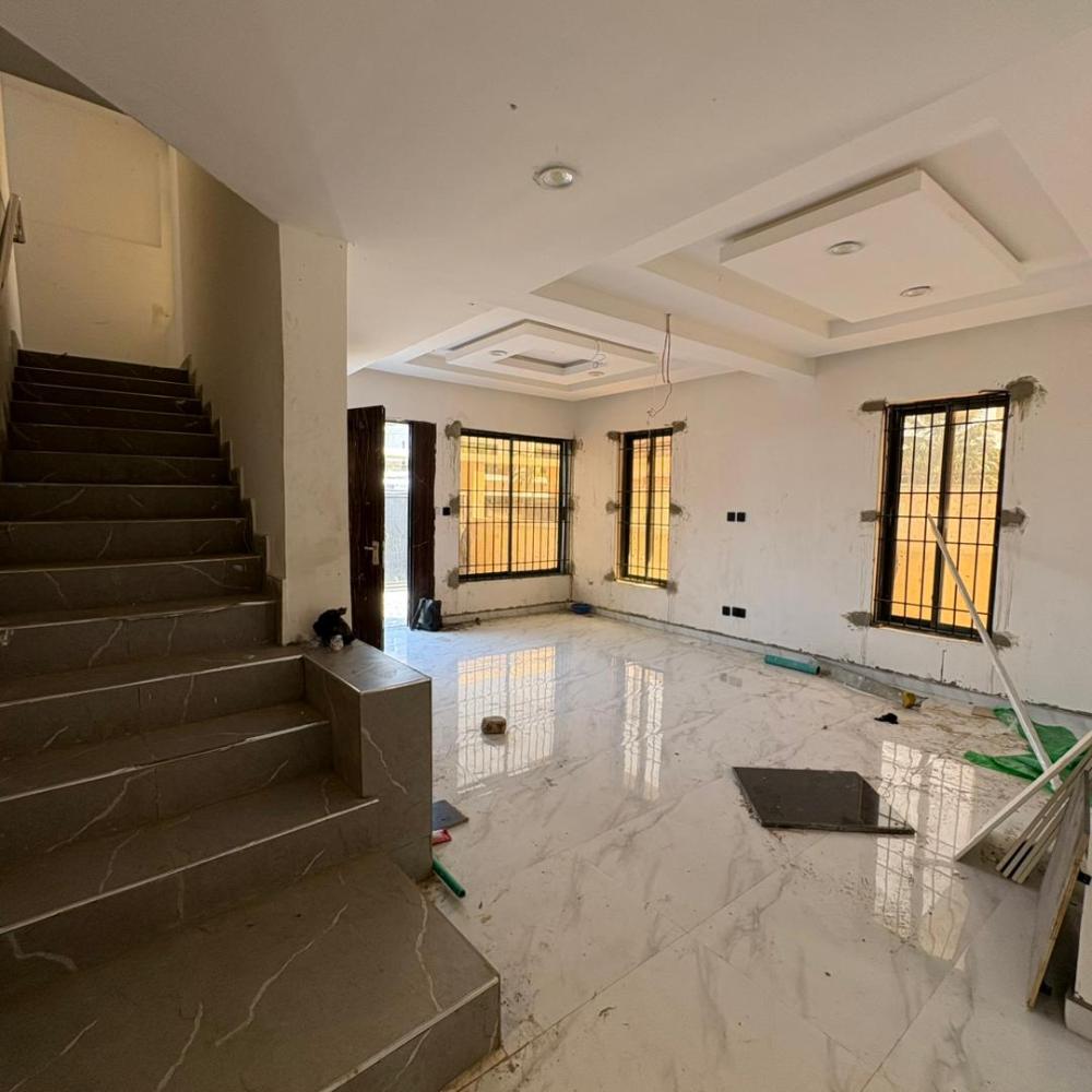 4 Bedroom Fully Detached Duplex with BQ for SALE Located at Lekki phase 1.