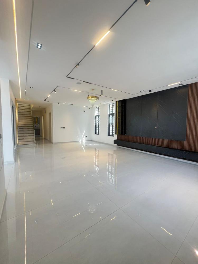 6 Bedroom Fully Detached Duplex With Boys Quarter for SALE Located at Chevron, Lekki.