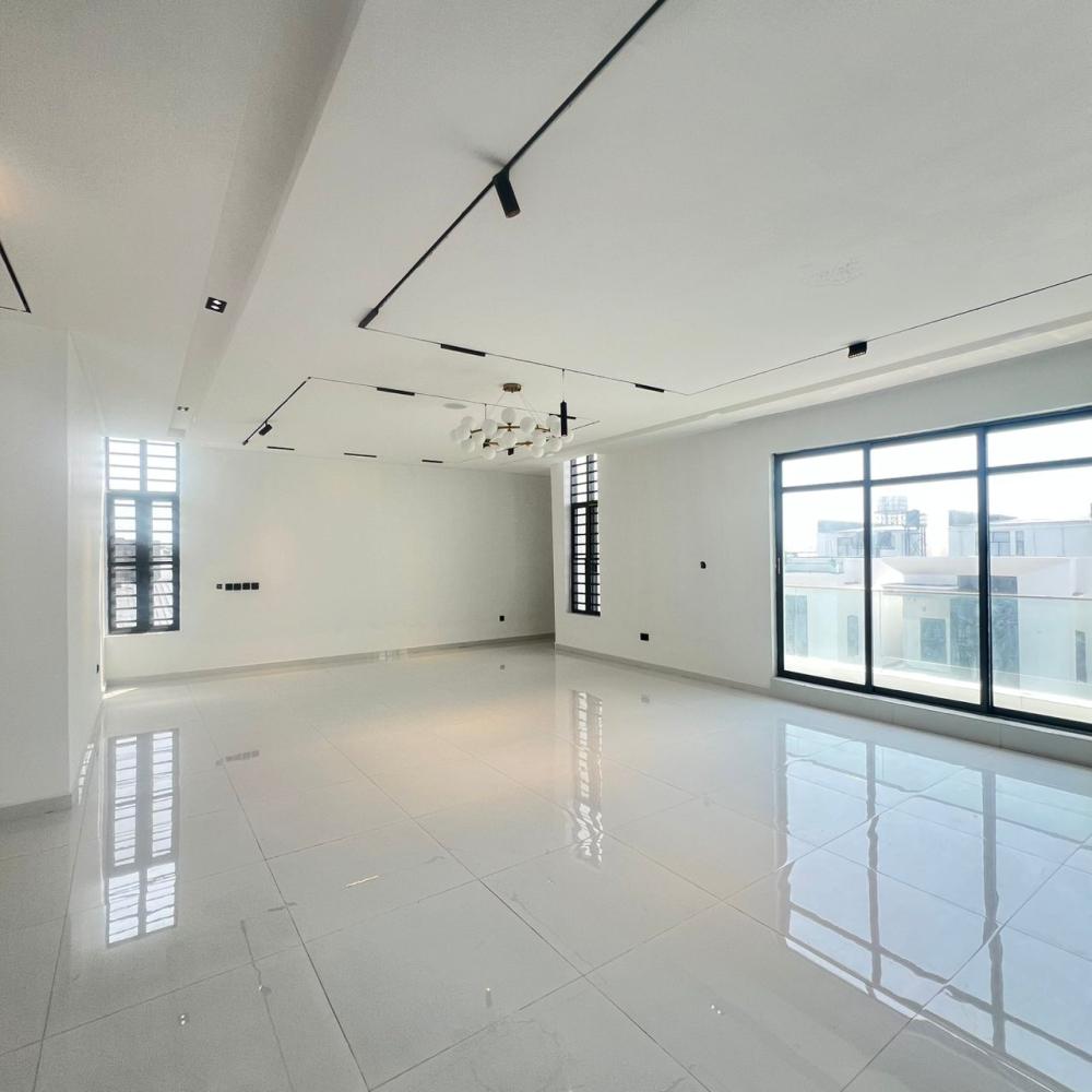 6 Bedroom Fully Detached Duplex With Boys Quarter for SALE Located at Chevron, Lekki.