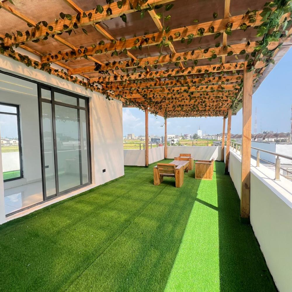 6 Bedroom Fully Detached Duplex With Boys Quarter for SALE Located at Chevron, Lekki.