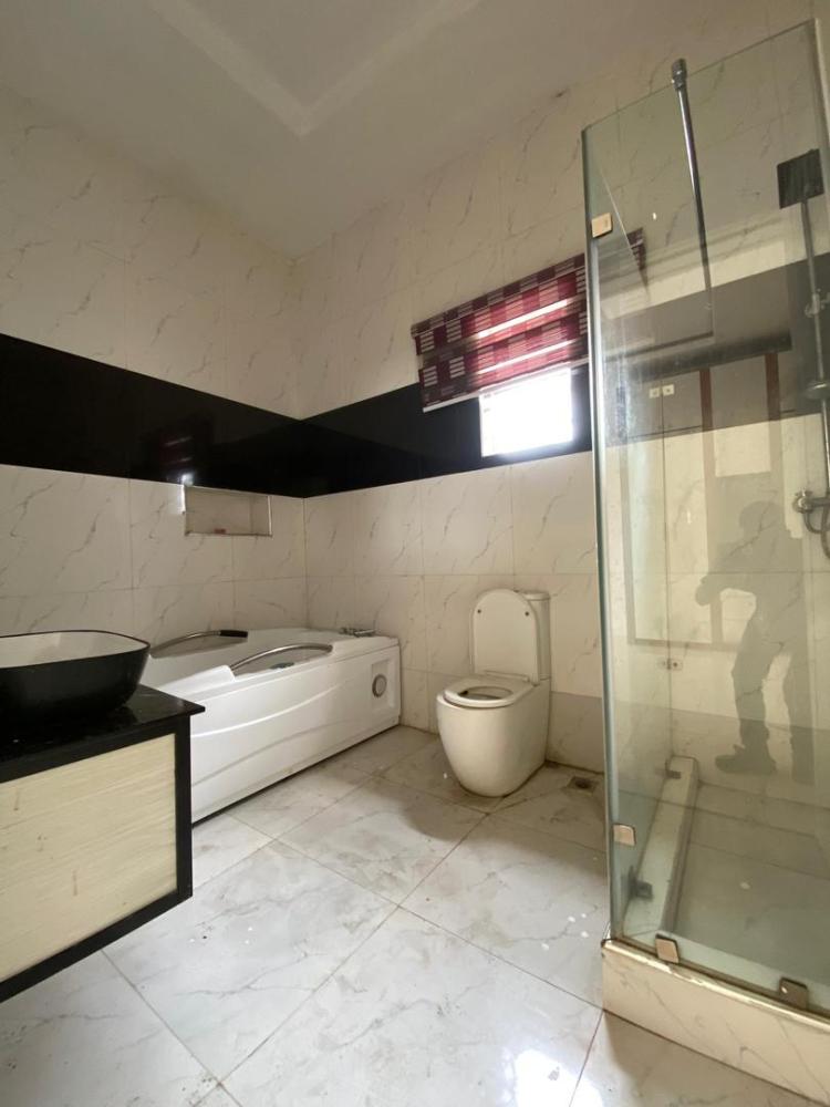 4 bedroom semi detached duplex with bq