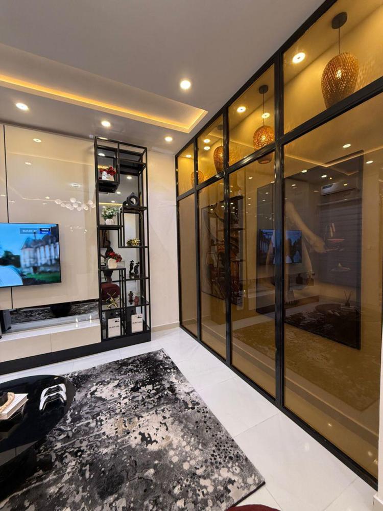 Luxury 1 Bedroom Apartment with Ps 5 Available for Booking At Osapa London.