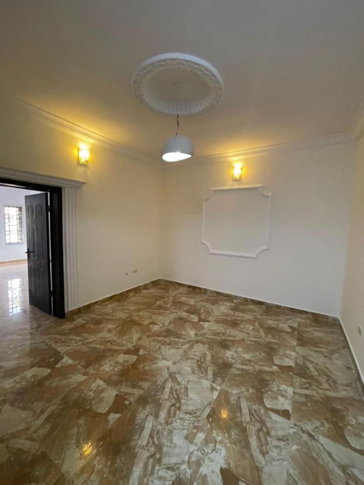 4 Bedroom Detached Duplex With Boys Quarter in a shared compound Available for RENT Located At Ologolo, Lekki.