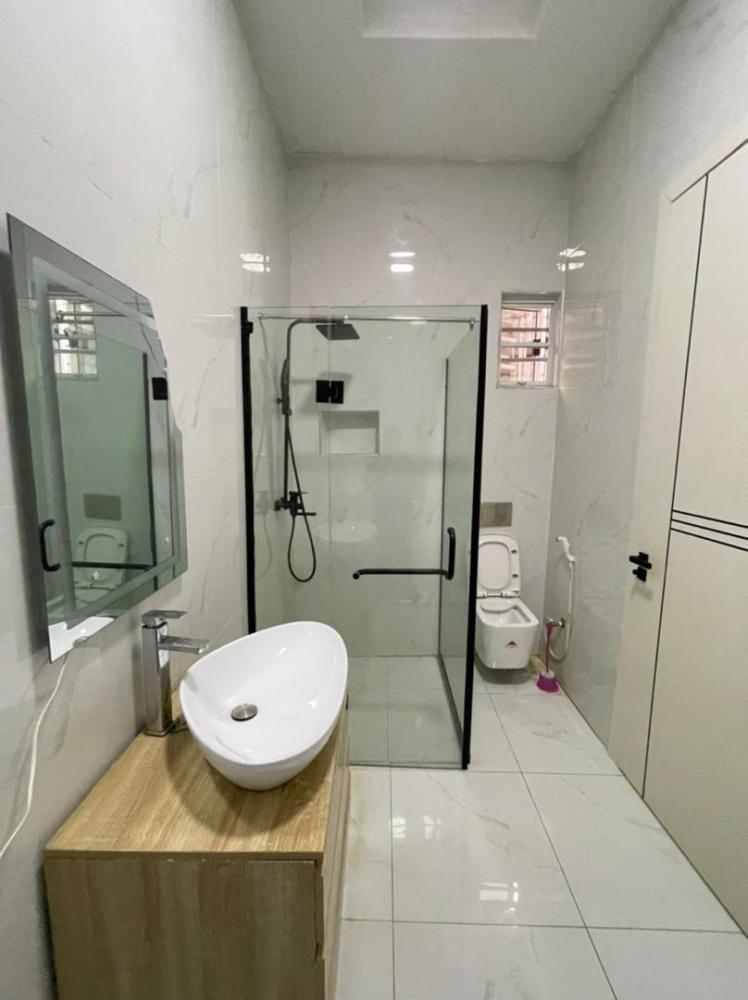 4 Bedroom Semi Detached House With Fitted Kitchen, en suite Bedrooms, etc. Available For RENT Located At Ikota, Lekki.