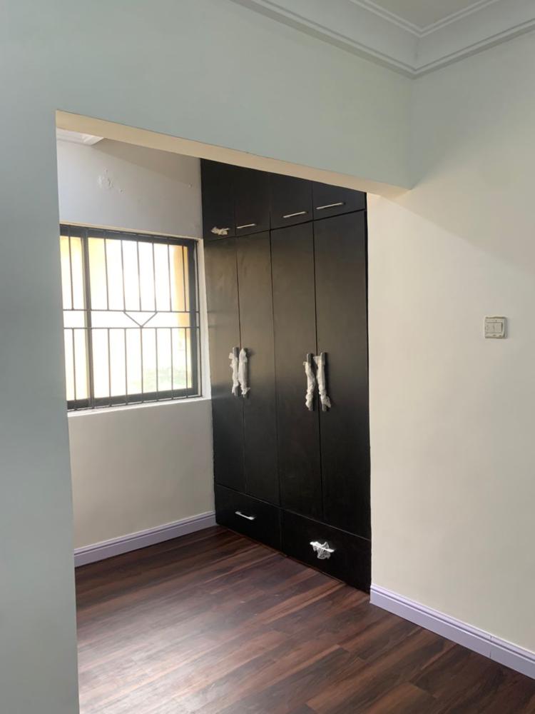 Newly renovated  3 bedroom flat apartment  Available for rent 