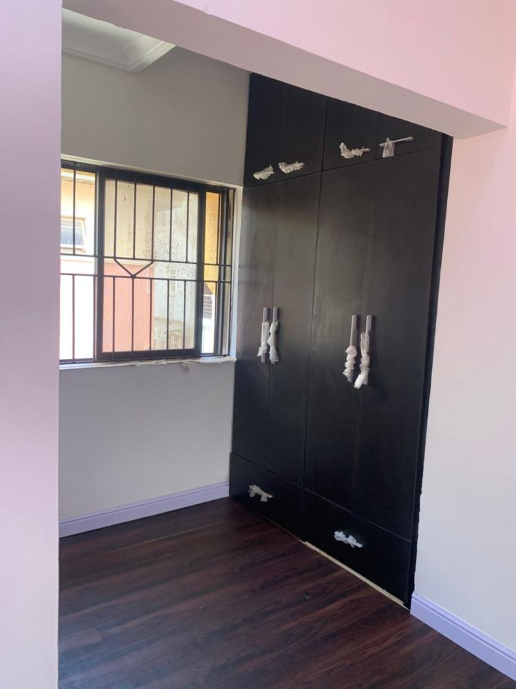 Newly renovated  3 bedroom flat apartment  Available for rent 