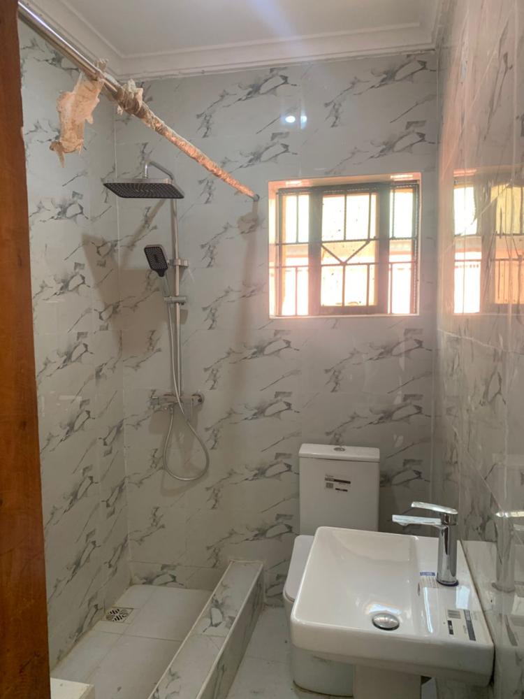 Newly renovated  3 bedroom flat apartment  Available for rent 