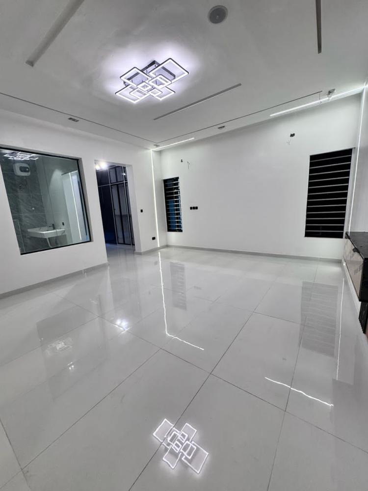 EXCLUSIVELY FINISHED TO TASTE LUXURY 5BED FULLY DETACHED DUPLEX WITH BQ