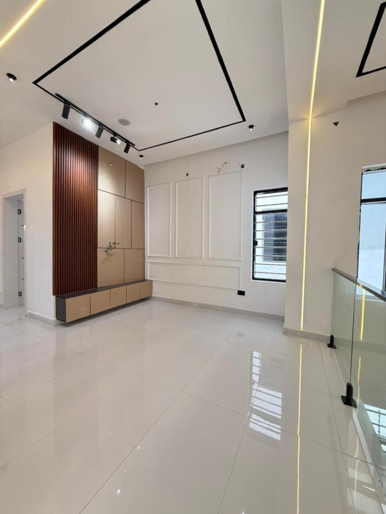 EXCLUSIVELY FINISHED TO TASTE LUXURY 5BED FULLY DETACHED DUPLEX WITH BQ