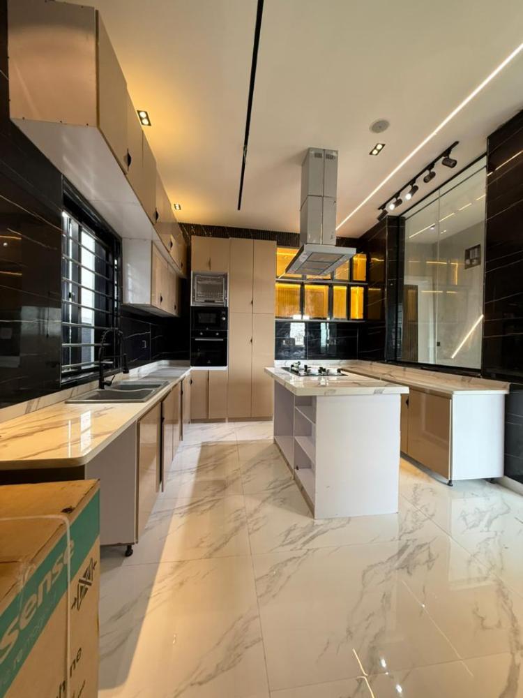 EXCLUSIVELY FINISHED TO TASTE LUXURY 5BED FULLY DETACHED DUPLEX WITH BQ